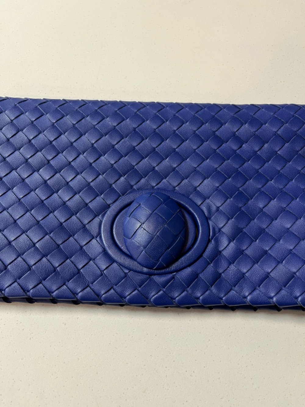 Bottega Veneta Nappa Intrecciato Lambskin Turn Lock Clutch Bag - Picture 5 of 14